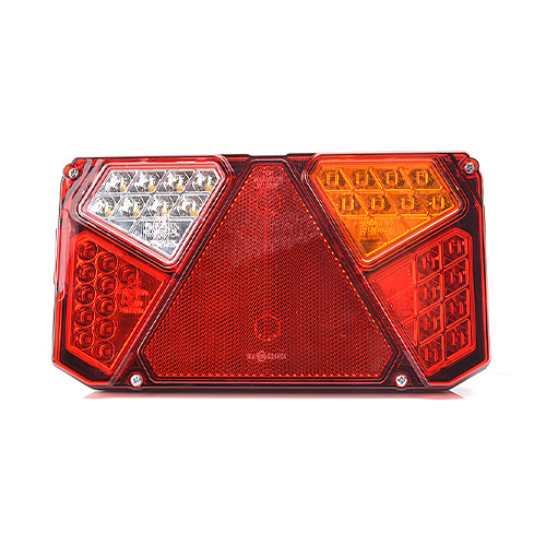 MP8826BR 10-30V LED Right Hand Combination Lamp