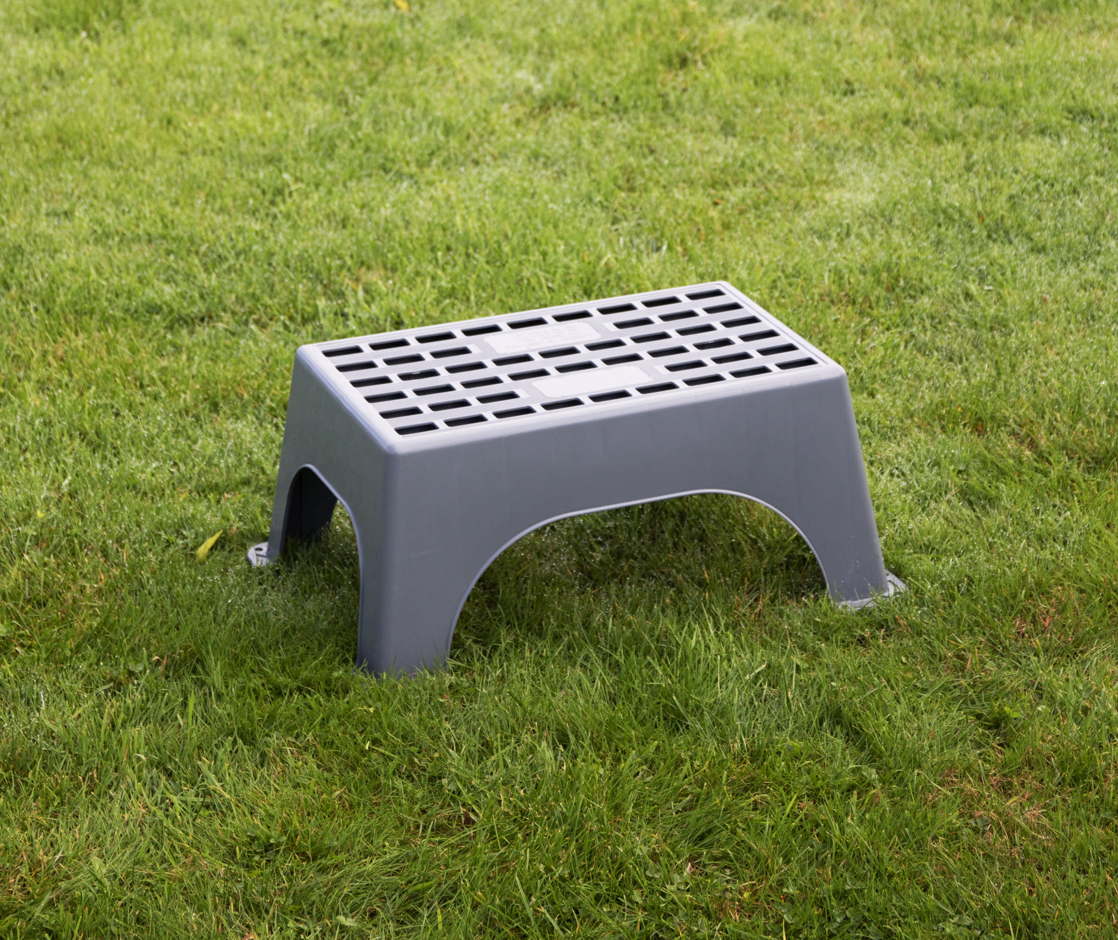 MP5388 Large Plastic Step - Image 2