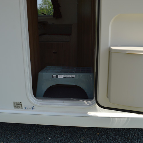 MP5388 Large Plastic Step